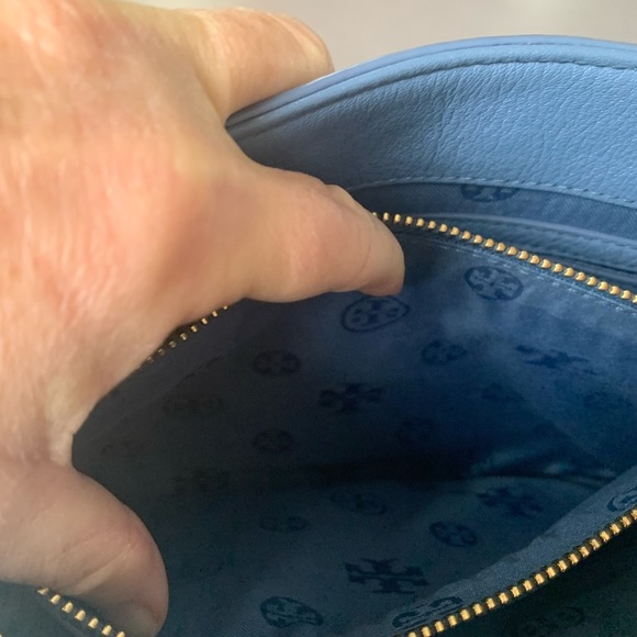 Tory Burch Bombe Small Flap Bag - Picture 11 of 12